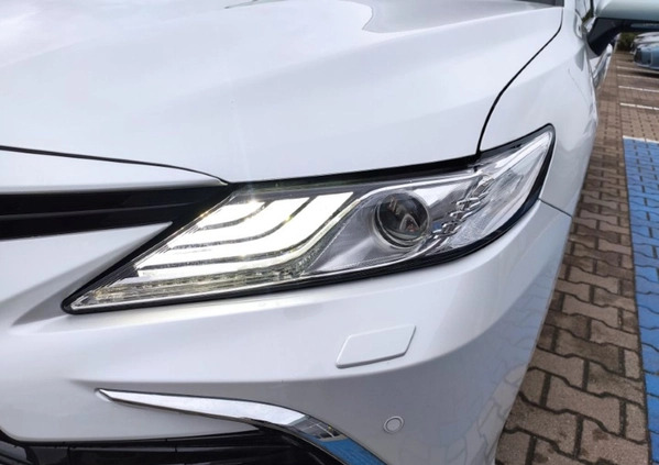 Toyota Camry cena 167500 przebieg: 18637, rok produkcji 2022 z Kalisz małe 596